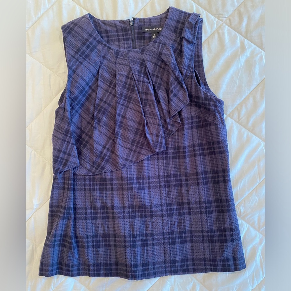 Banana Republic navy blue plaid blouse